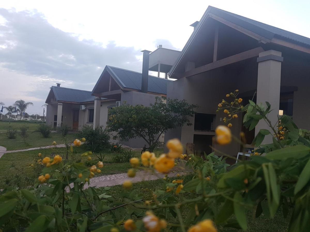 Iguape Aparts & Spa Colon  Exterior photo