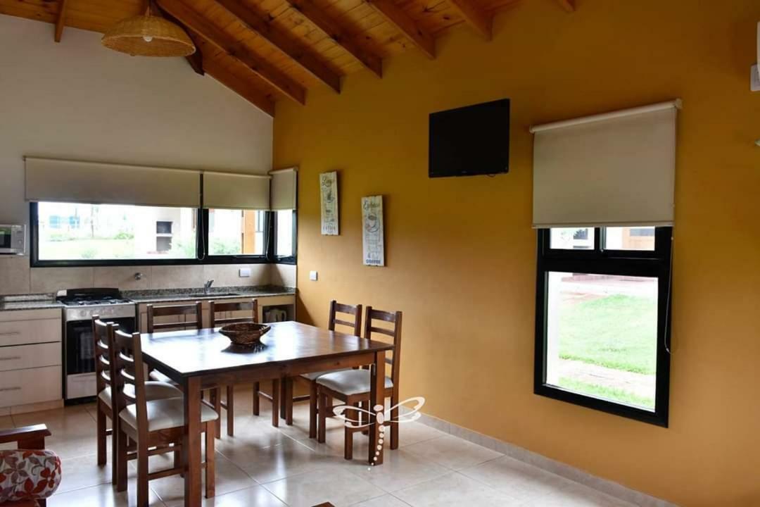 Iguape Aparts & Spa Colon  Exterior photo